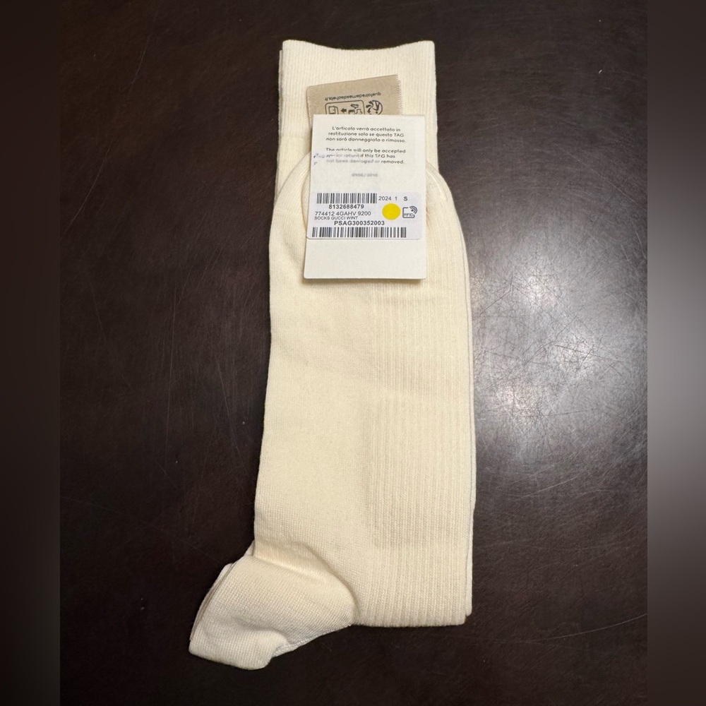 New Authentic Gucci Logo Socks White Size S - Picture 6 of 10